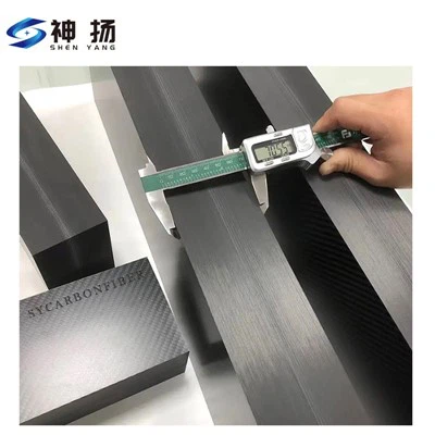 余分な厚いカーボンファイバーシート